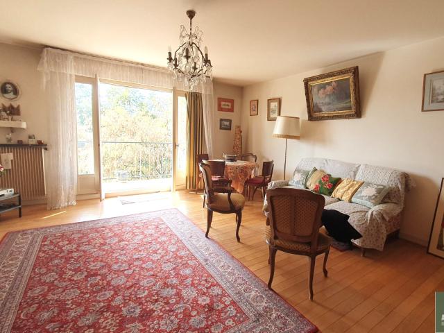 Appartement vente à Résidence le Debuche, Ville-d'Avray