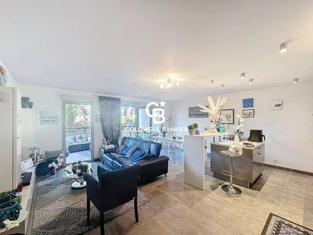 Appartement vente à Arrondissement de Draguignan, Saint-raphaël