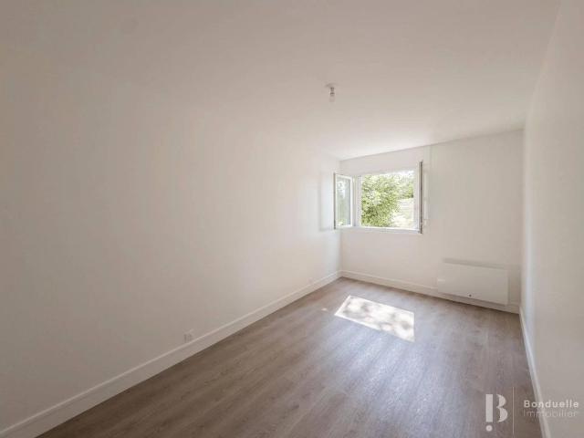 Appartement location à France métropolitaine, Suresnes