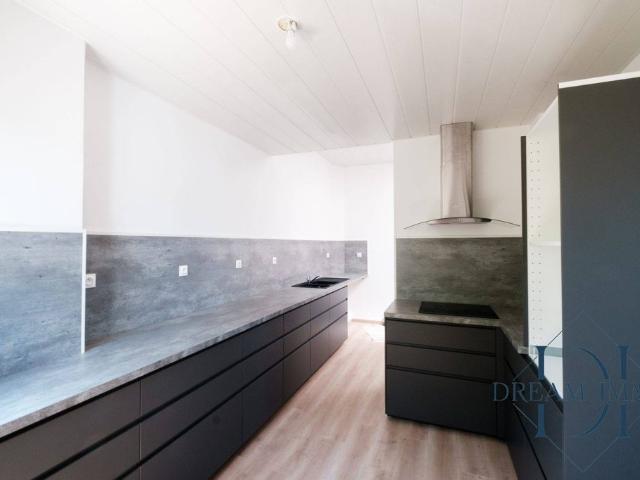 Appartement vente à Arrondissement de Toulon, Hyères