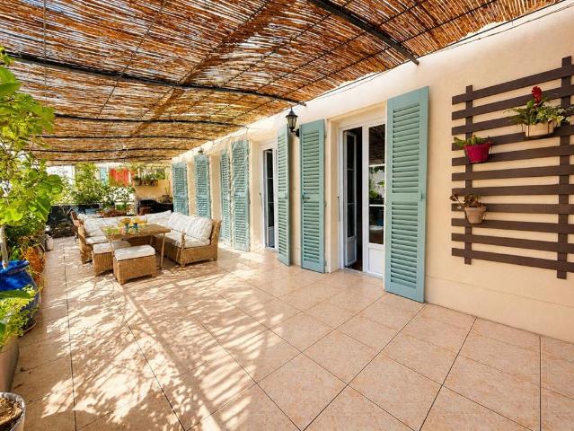 Appartement vente à Arrondissement de Toulon, Hyères
