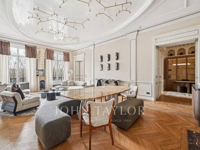 Appartement location à Paris, Paris 7ème Arrondissement