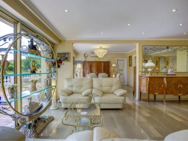 Appartement vente à Nice, Beaulieu-sur-mer