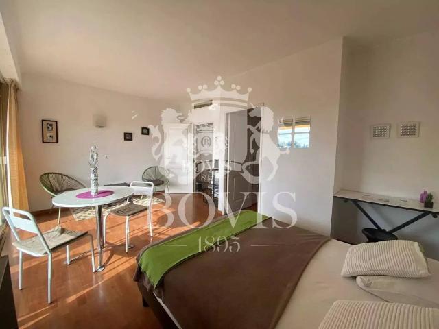 Appartement location à Nice, Beaulieu-sur-mer