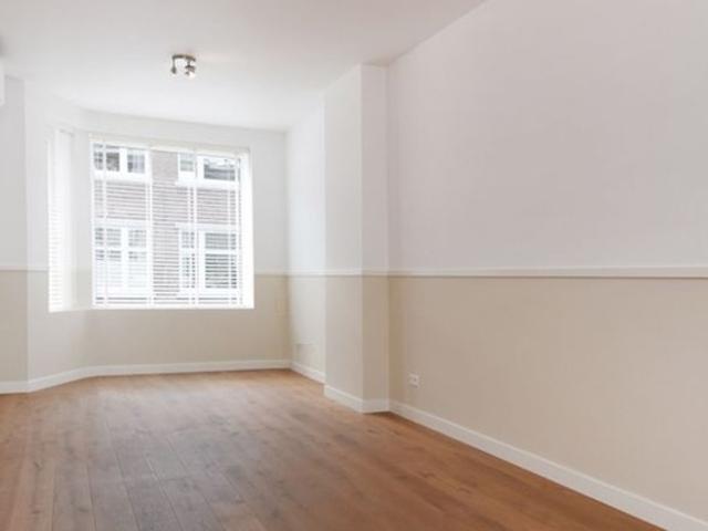 Appartement te huur in Bezuidenhout, Zuid Holland
