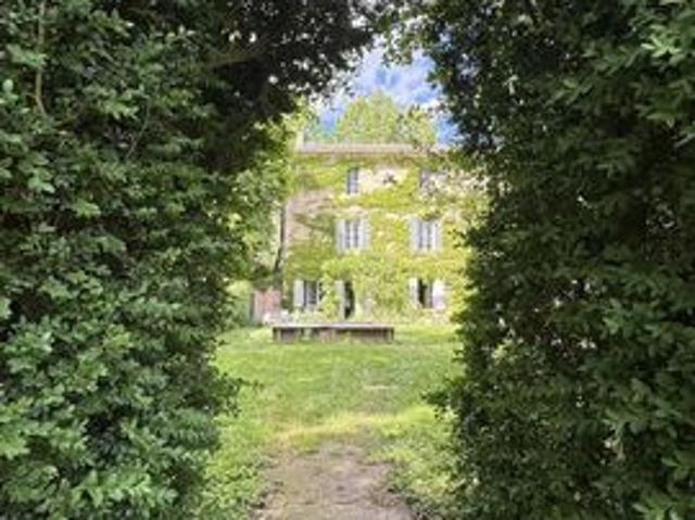 Appartement vente à Apt, La Tour-d'aigues