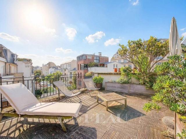 Maison vente à Paris, Île-de-France