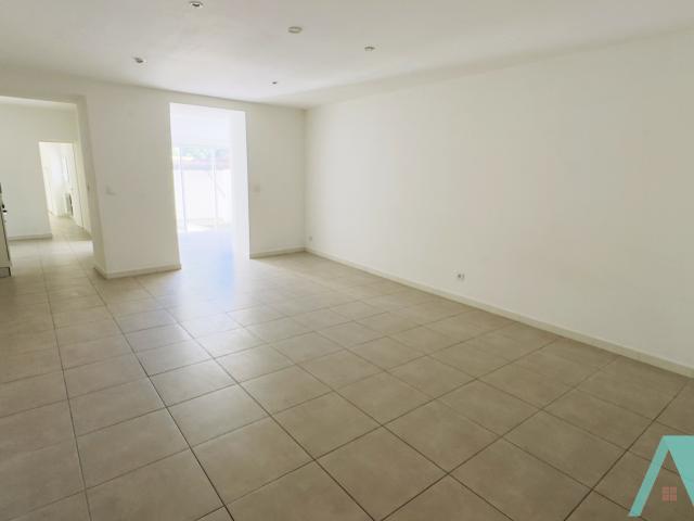 Appartement vente à Arrondissement de Toulon, Signes