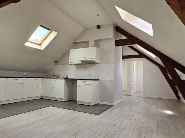 Appartement location à La Chapelle-de-la-Tour, Isère