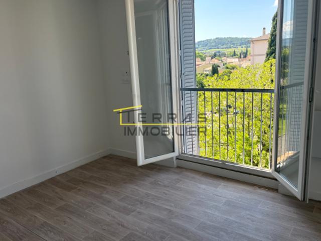 Appartement vente à Carpentras, Valréas