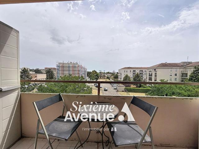 Appartement vente à Le Molard, Décines-Charpieu