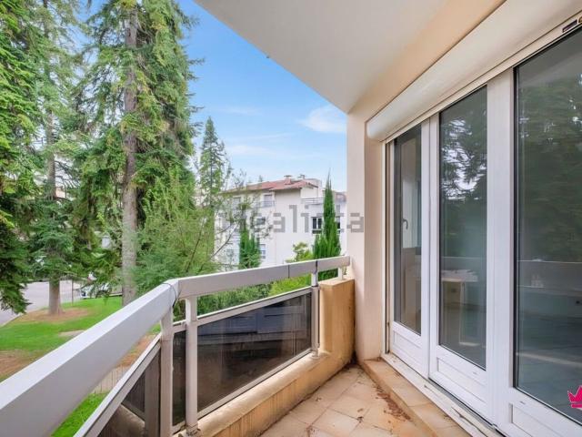 Appartement vente à Le Molard, Décines-Charpieu