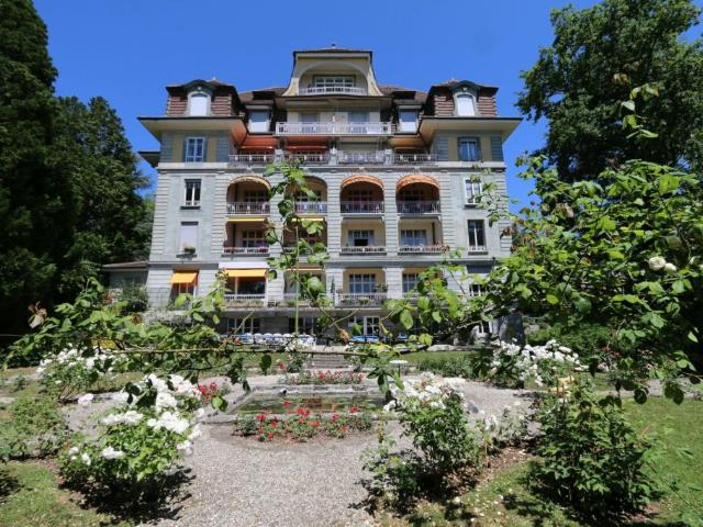 Wohnung kaufen in Pully, Waadt