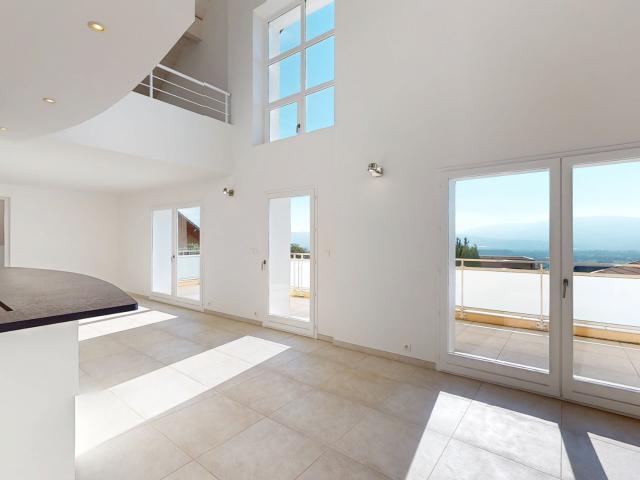 Duplex vente à Saint-Julien-en-Genevois, Cranves-sales