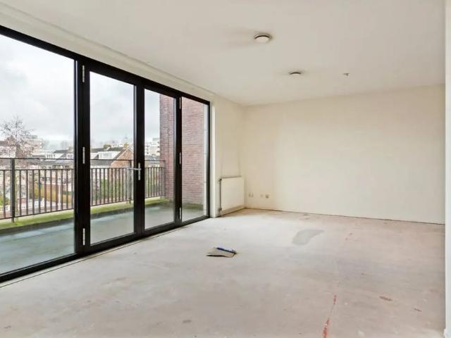 Appartement te huur in Diemen, Noord Holland