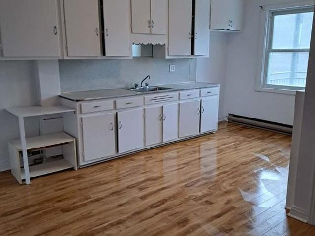 Apartment for rent in La Petite-Patrie, Montréal