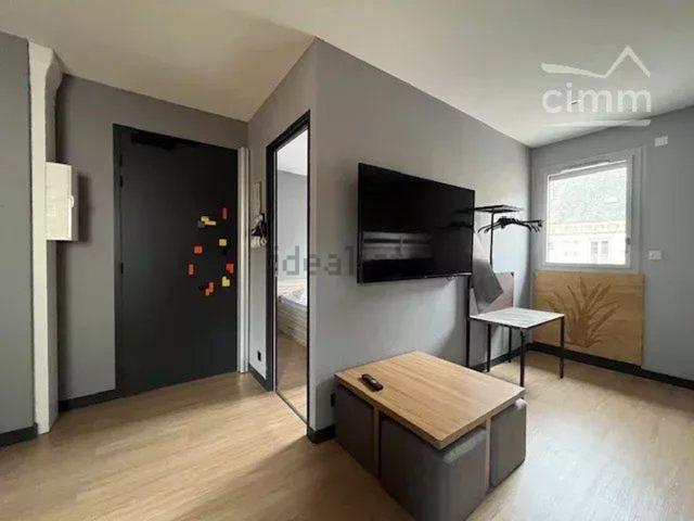 Appartement location à Les Cinq Noyers, Dompierre-sur-Besbre