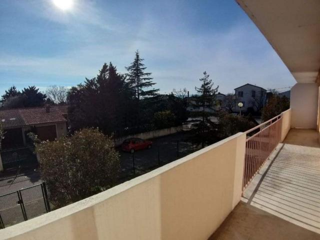 Appartement location à Les Plantas, Donzère