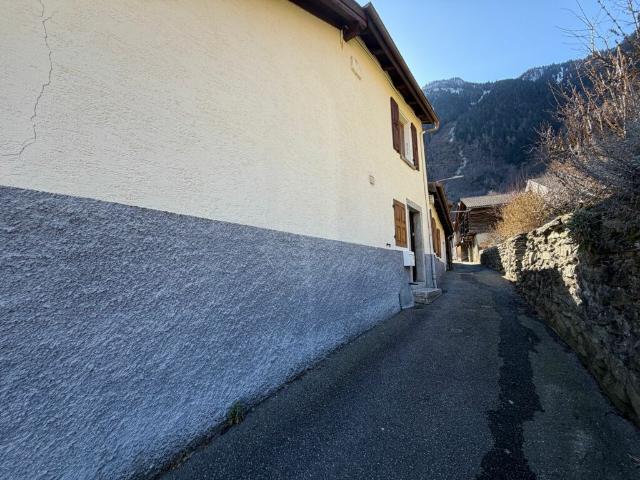 Immobilie kaufen in Martigny-Combe, Wallis