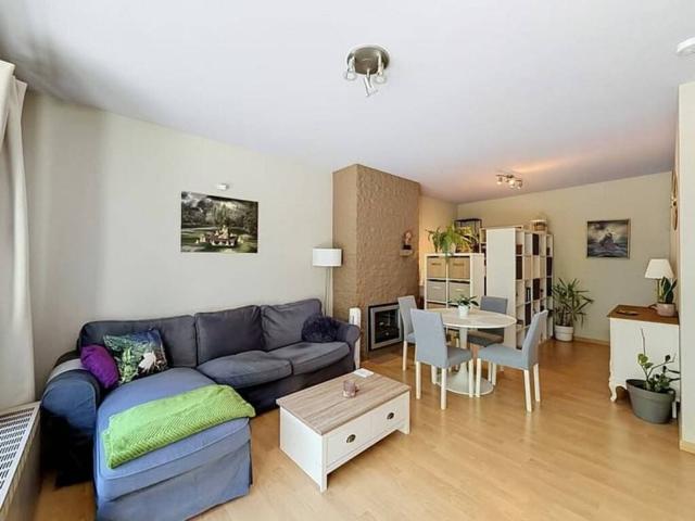 Appartement location à Bende, Wallonie