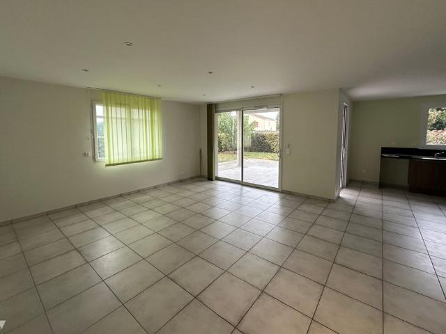 Appartement location à ZI de Tartavel, Davézieux