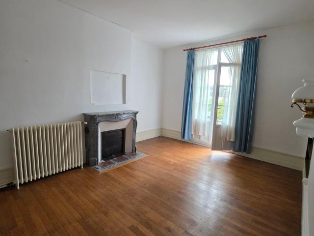 Appartement vente à Loches, Château-renault
