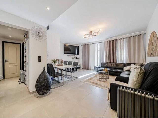 Appartement vente à Marche, Wallonie