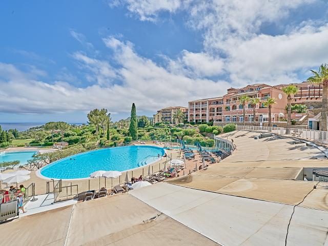 Appartement vente à Arrondissement de Draguignan, Saint-raphaël