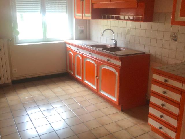 Appartement vente à Neufchâteau, Vittel