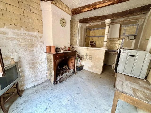 Appartement vente à Entrevaux, Alpes-de-Haute-Provence