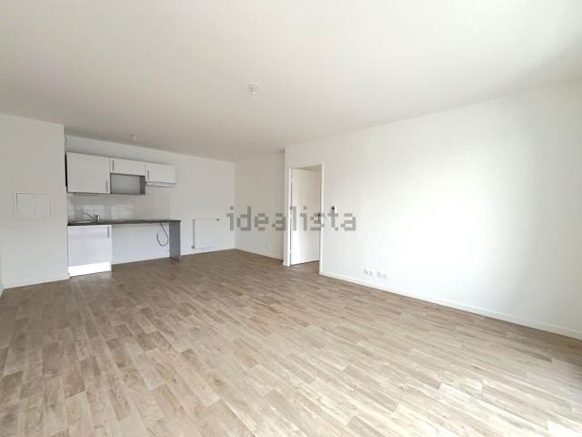 Appartement location à ZAE La Couronne des Prés, Épône