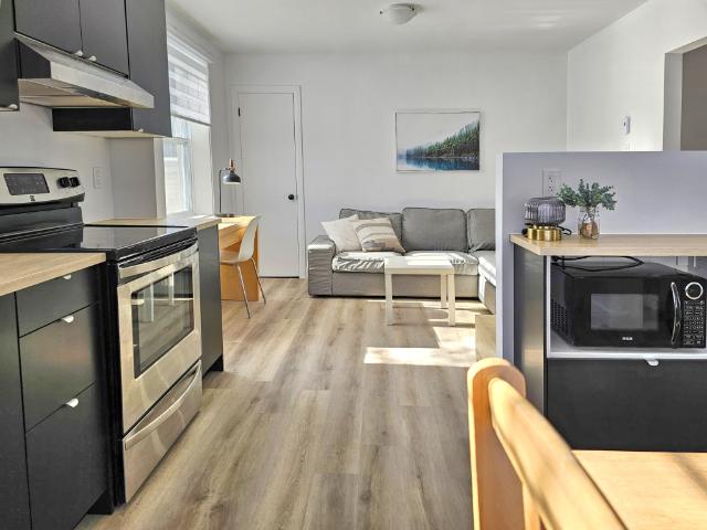 Apartment for rent in La Vallée-du-richelieu, Quebec
