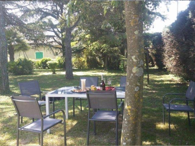 Appartement location à Les Plantas, Donzère