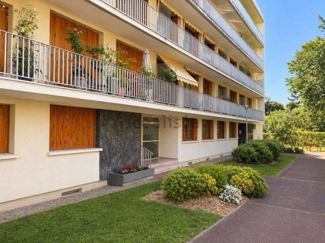 Appartement vente à Évry Village, Évry-Courcouronnes