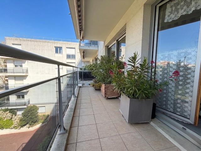 Appartement vente à Évry, Petit-bourg