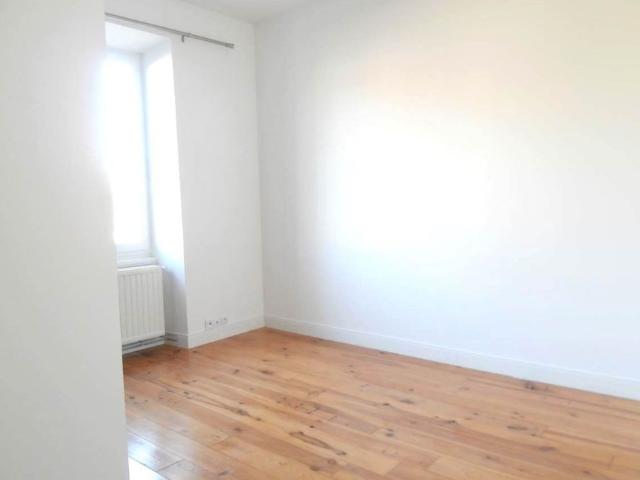 Appartement location à Tournon-sur-Rhône, Tournon-sur-rhône