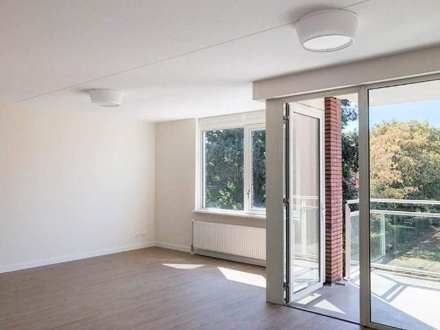 Appartement te huur in Oegstgeest, Zuid Holland