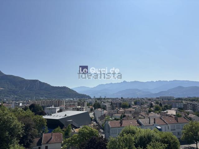 Appartement vente à Fontaine, Isère