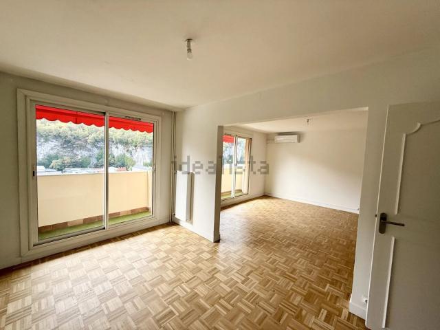 Appartement vente à Fontaine-Française, Côte-d'Or