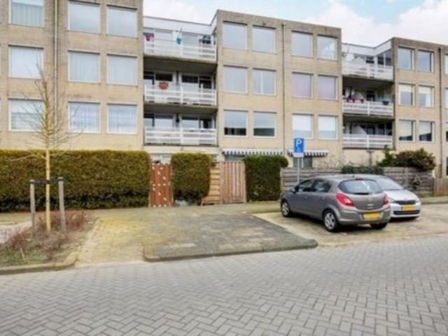 Appartement te huur in Bouwmeesterbuurt, Almere-haven