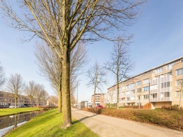 Appartement te huur in Alphen Aan Den Rijn, Zuid Holland