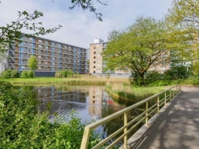 Appartement te huur in Planetenbuurt, Alphen Aan Den Rijn