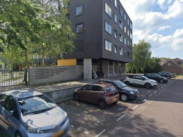 Appartement te huur in Sloten, Amsterdam