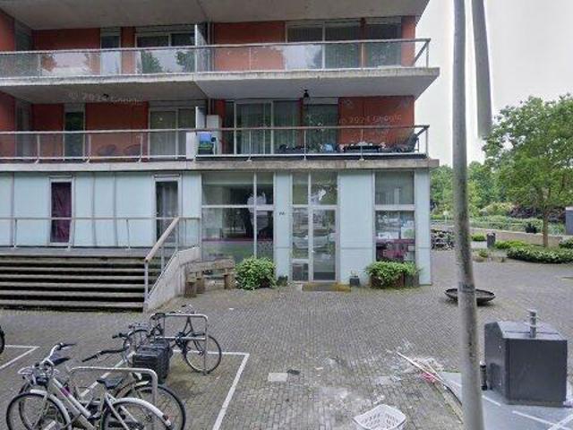 Appartement te huur in De Punt, Amsterdam