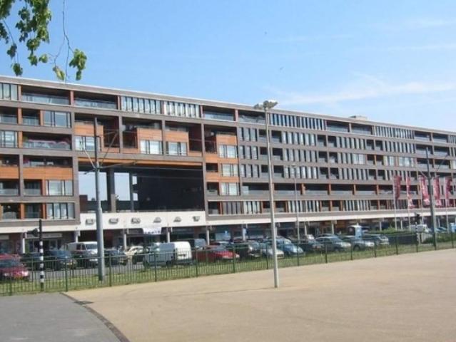 Appartement te huur in winkelcentrum Meer en Vaart, Amsterdam