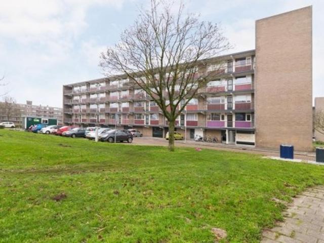 Appartement te huur in Aawijk-Noord, Bosch