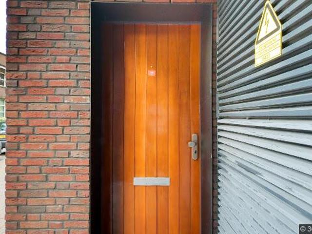 Appartement te huur in Bezuidenhout, Zuid Holland