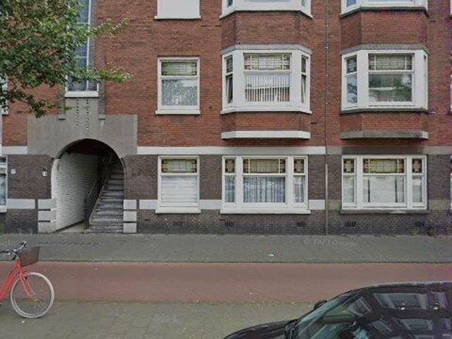 Appartement te huur in Laak, Zuid Holland