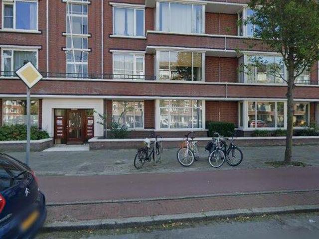 Appartement te huur in Bloemenbuurt, Zuid Holland