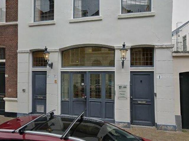 Appartement te huur in Museumkwartier, Zuid Holland